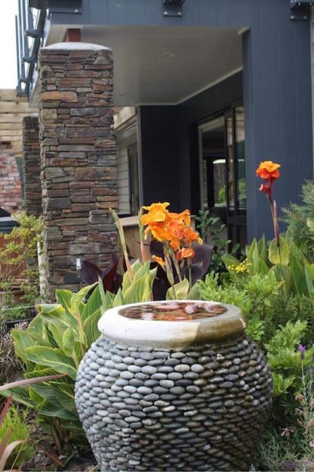 Maymorn Orchard Suites Upper Hutt Ngoại thất bức ảnh