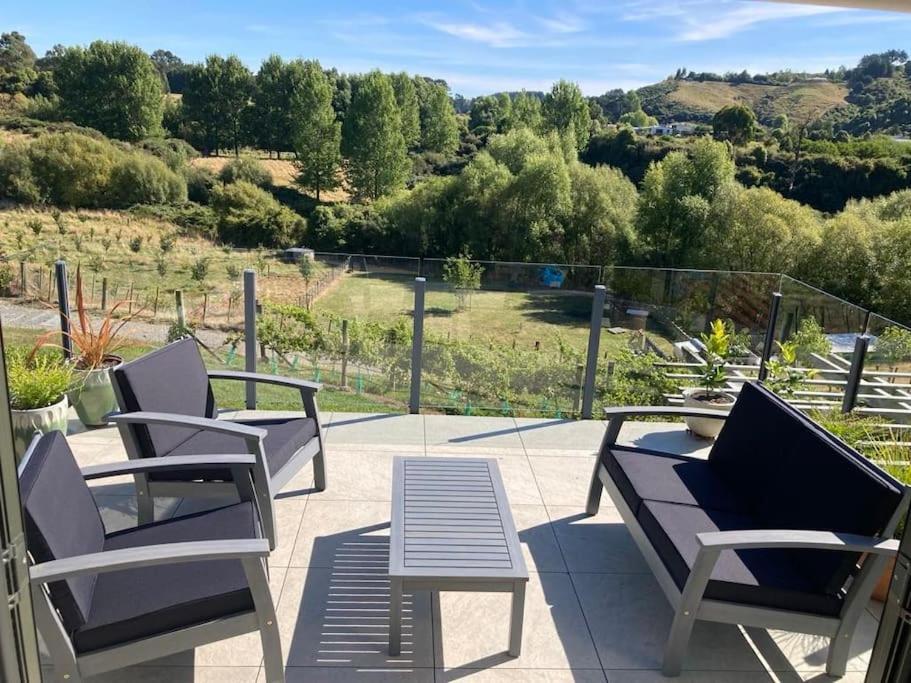 Maymorn Orchard Suites Upper Hutt Ngoại thất bức ảnh