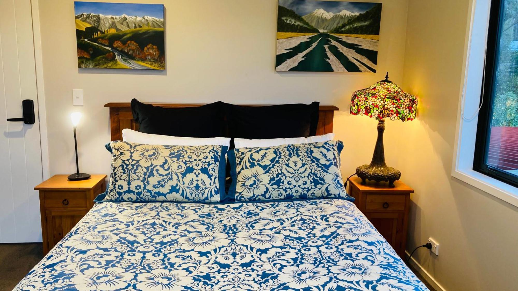 Maymorn Orchard Suites Upper Hutt Phòng bức ảnh