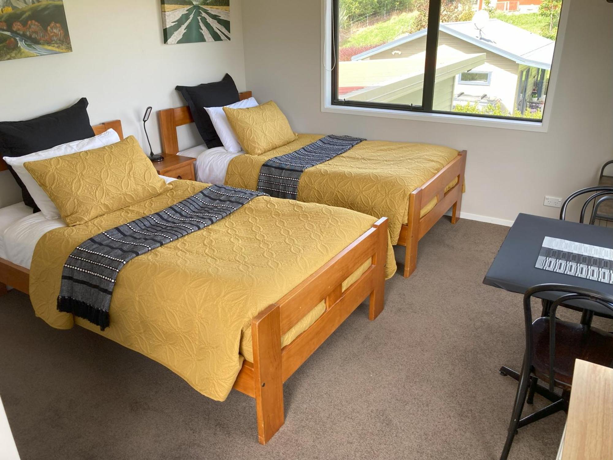 Maymorn Orchard Suites Upper Hutt Ngoại thất bức ảnh